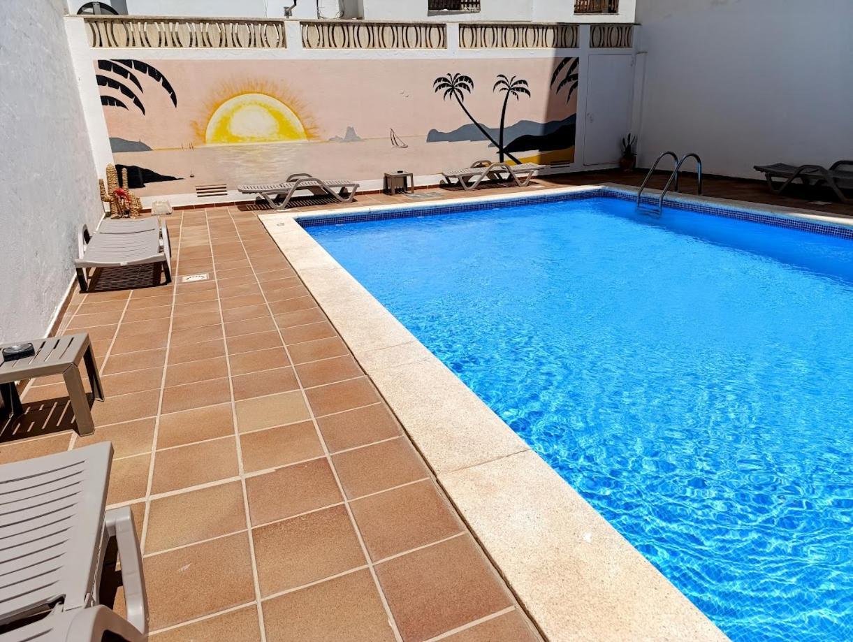 Hostal Horizonte San Antonio  Eksteriør bilde A swimming pool