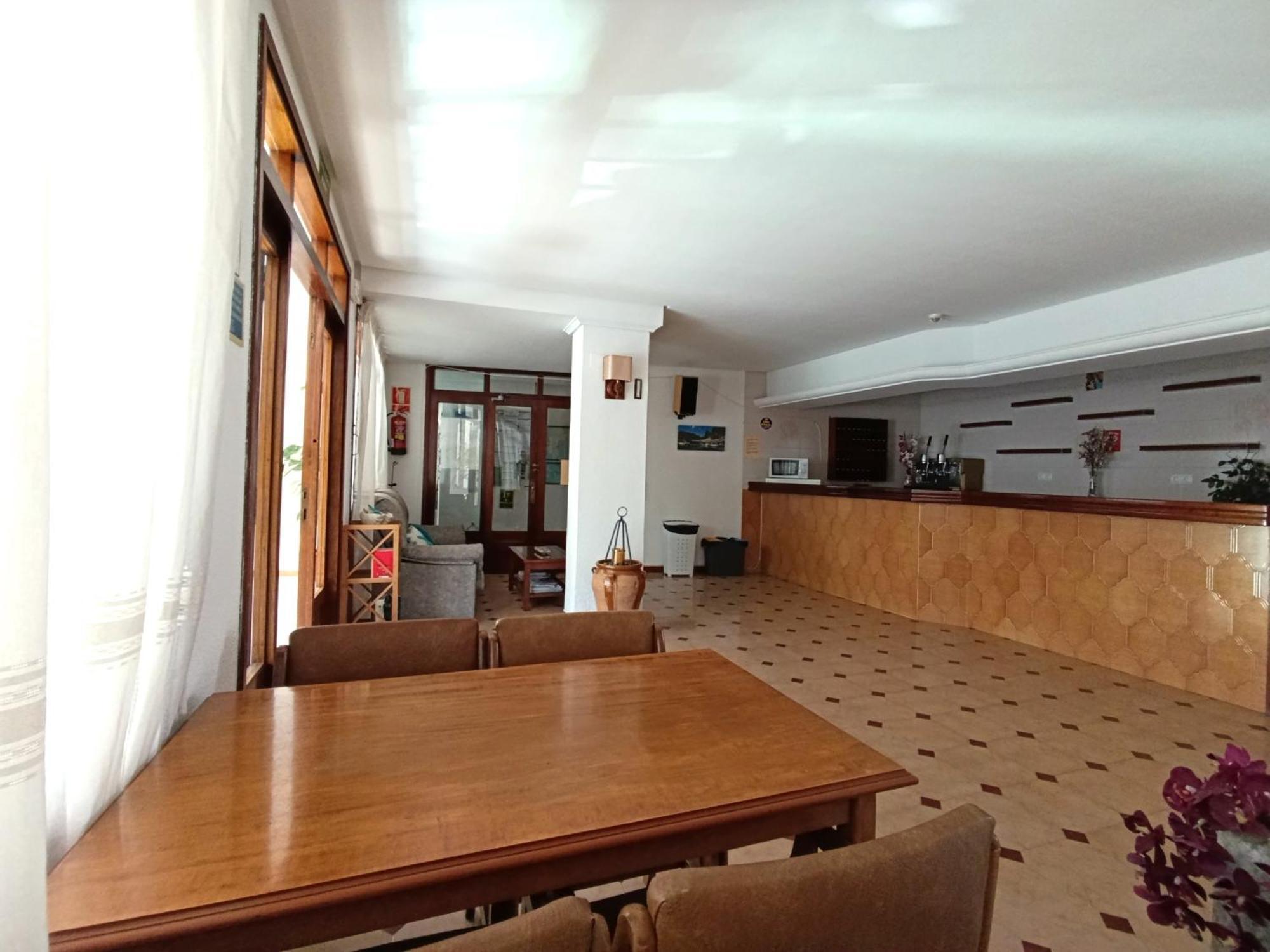 Hostal Horizonte San Antonio  Eksteriør bilde The interior of the house